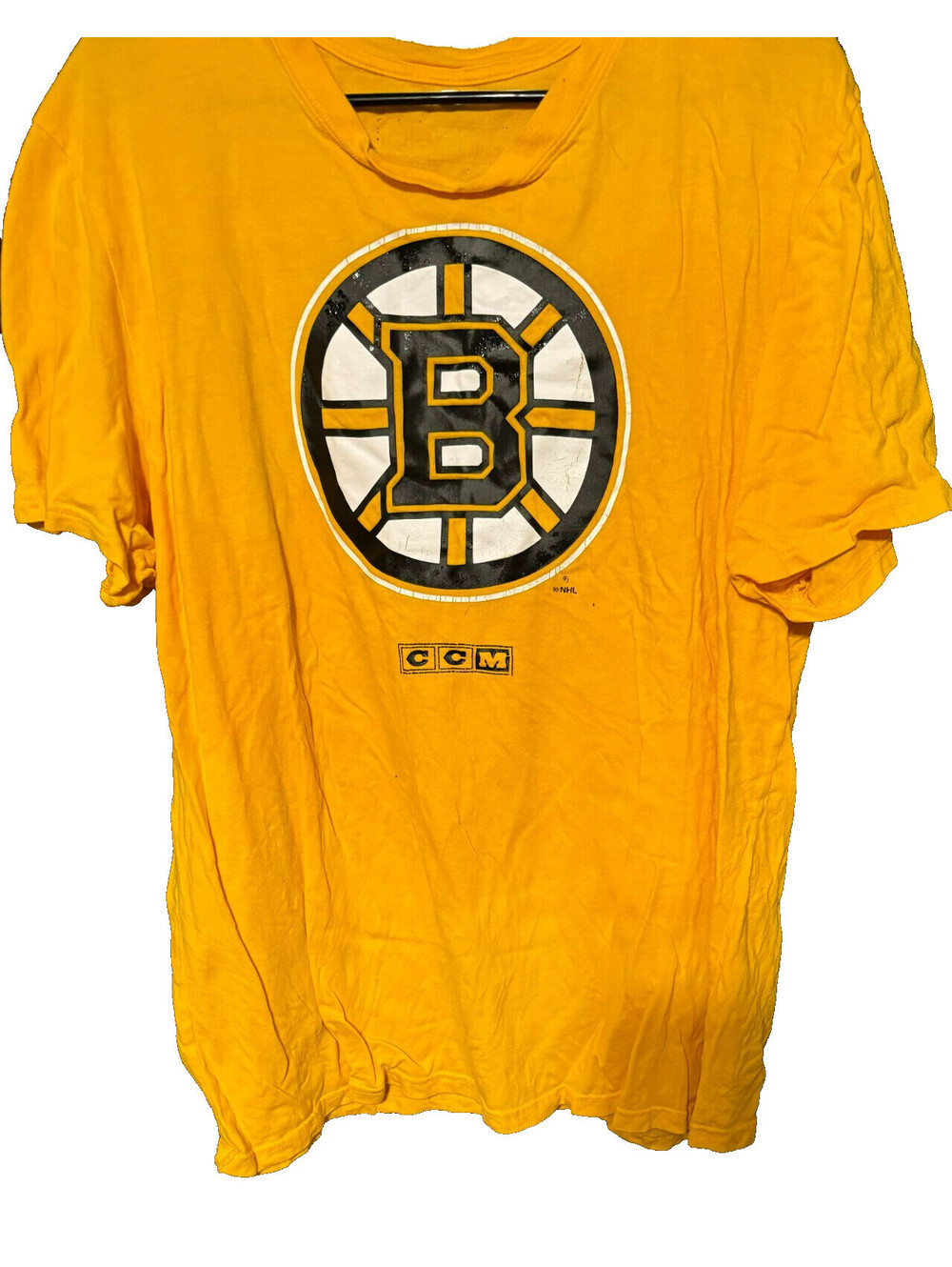 Boston Bruins Distressed CCM Yellow T-shirt Men's Sz XL